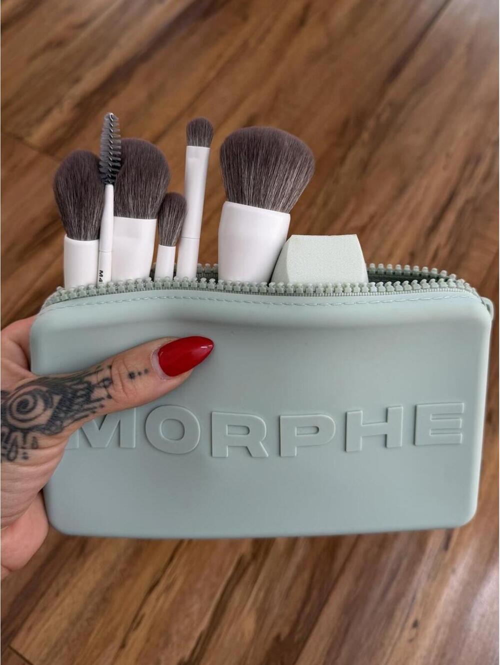 Morphe 7 piece travel brush set with pouch